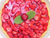 Tarta cu capsune si crema de vanilie Tarta cu capsune si crema de vanilie